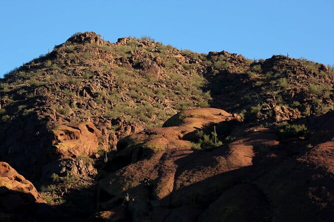 Epic Camelback Mountain Guided Hiking Adventure in Phoenix, Arizona - Who Should Consider This Tour?