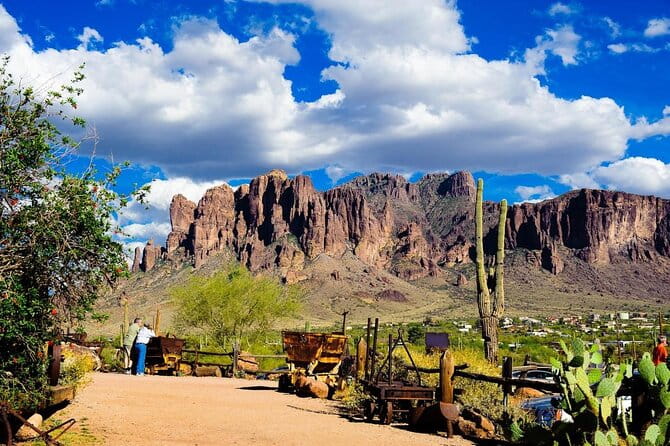 Small Group Apache Trail Day Tour with Dolly Steamboat from Phoenix - Exploring the Apache Trail: A Scenic Gateway to the Sonoran Desert