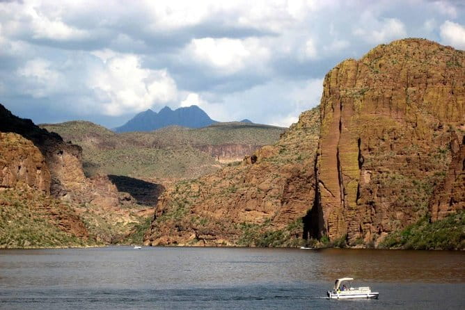 Small Group Apache Trail Day Tour with Dolly Steamboat from Phoenix - FAQ