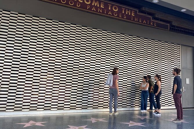 Haunted Hollywood Walking Tour: True Crime & Creepy Tales - The Itinerary: A Step-by-Step Breakdown