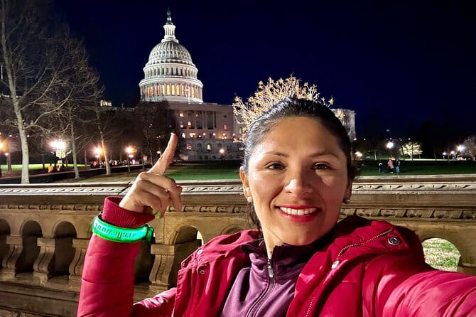 Discounted DC Night Tour With Magic LED- Snacks, LED Bracelets - The Ride: Comfort and Convenience