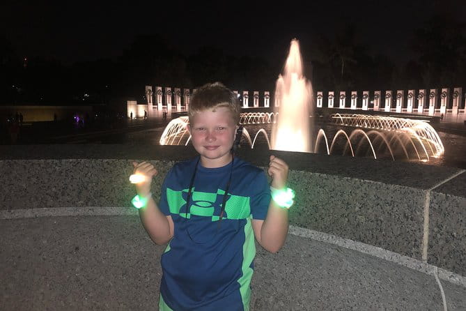 Discounted DC Night Tour With Magic LED- Snacks, LED Bracelets - Pricing and Overall Value