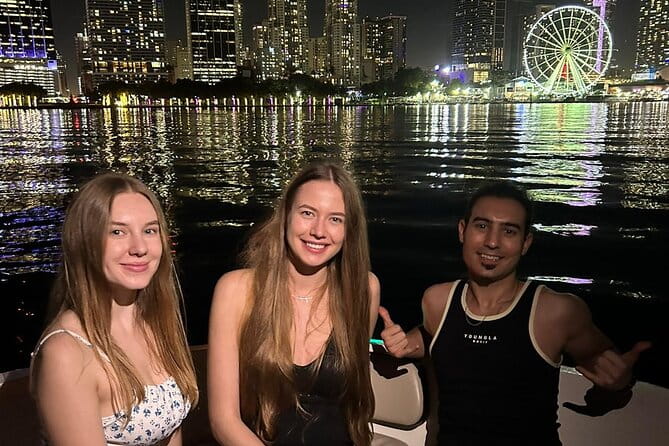 2 hrs Miami Private Boat Tour with Cooler, Ice, Bluetooth Stereo - Who Should Consider This Tour?