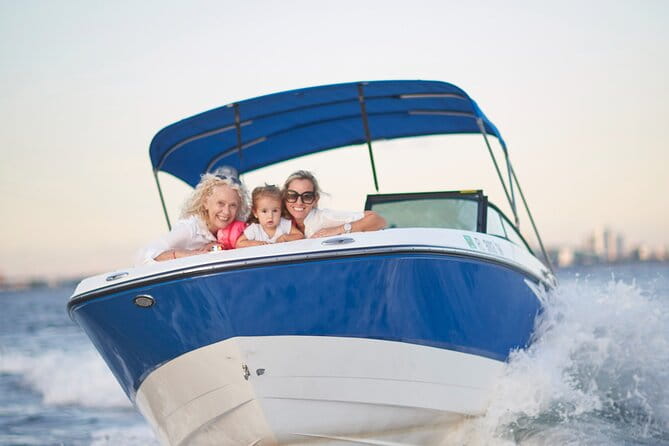 Miami Express Private Boat a 1- Hour Luxury Experience - FAQ