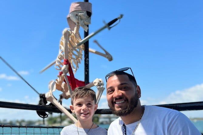 Miami Pirate Boat Tour: Skyline & Millionaire's Homes - Detailed Breakdown of the Experience