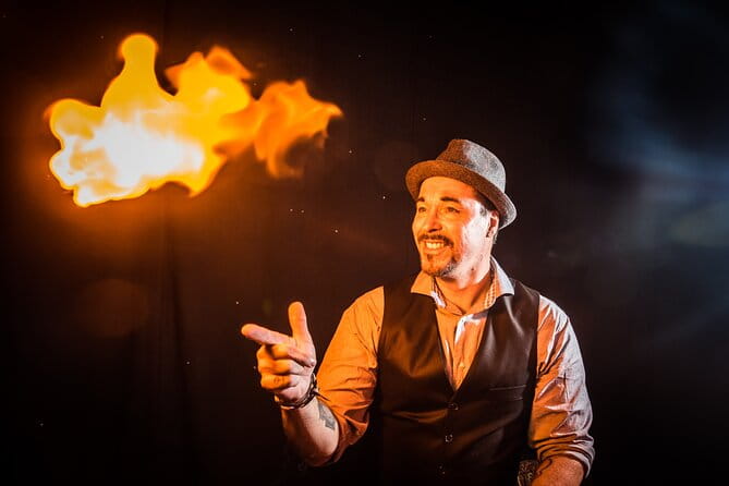 The Outta Control Magic Comedy Dinner Show in Orlando - Who Is This Tour Best For?