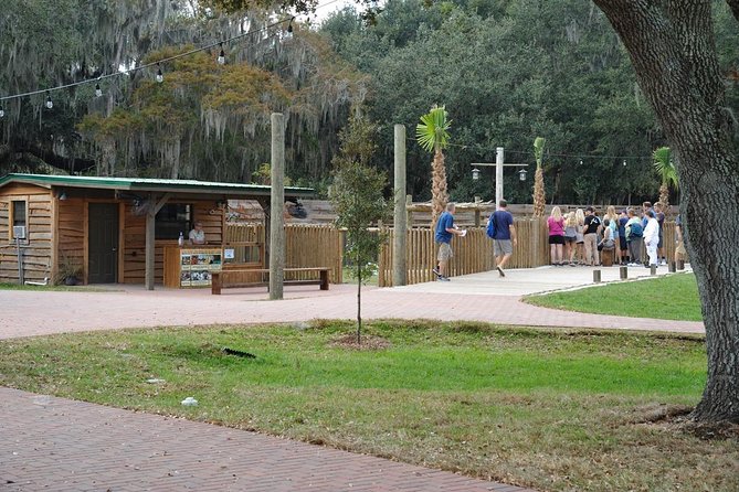 30-Minute Airboat Ride, Lunch, Gem Mining and Park Admission - FAQ