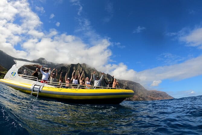 Na Pali Coast Super Raft Adventure with Snorkel - The View From the Water: Why This Tour Stands Out
