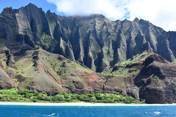 Na Pali Coast Super Raft Adventure with Snorkel - Frequently Asked Questions