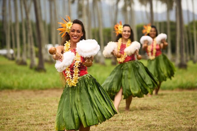Luau Ka Hikina Admission Ticket with Dinner and Lei Greeting - Who Will Love This Tour?