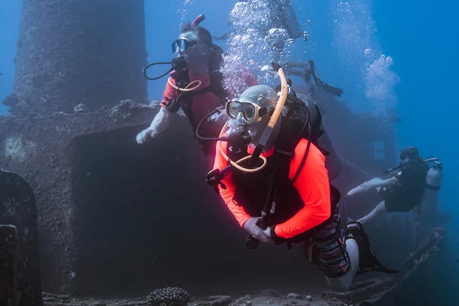 Waikiki 2 Tank World Class Wreck SCUBA Diving - Certified Only - Is it Worth the Price?