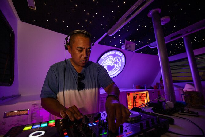 Premier Waikiki Sunset Party Cruise with Live DJ and Full Bar - What’s Included and What’s Not