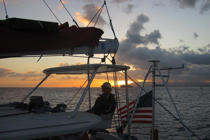 Waikiki Sunset Cocktail Cruise Including Drinks and Appetizers - What’s Included and What’s Not