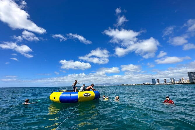 Deluxe Snorkel and Wildlife Cruise in Waikiki - FAQ