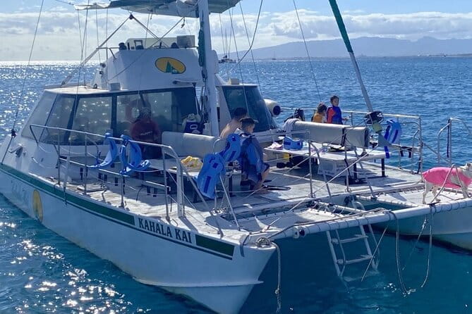 Oahu Catamaran Snorkel Tour: See Turtles 100% Guaranteed - Comfort and Convenience on the Water