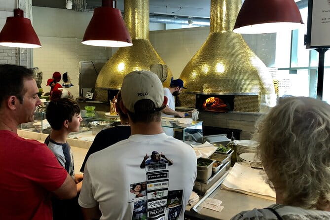 Downtown Chicago Walking Pizza Tour - Frequently Asked Questions