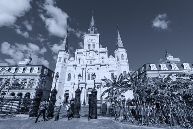 New Orleans Ghost & Murder Tour - The Value of the Tour: Is It Worth It?