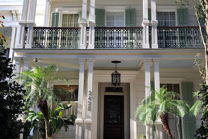 New Orleans Homes of the Rich and Famous Tour of the Garden District - The Final Word