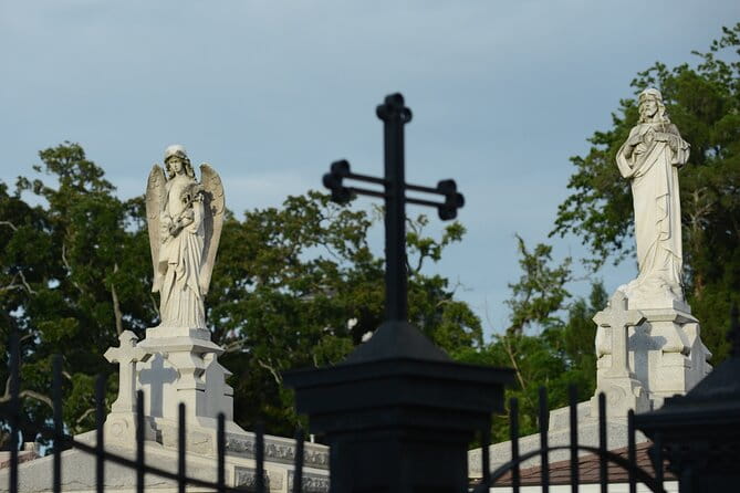 New Orleans St. Louis Cemetery No. 3 Walking Tour - Who Should Take This Tour?