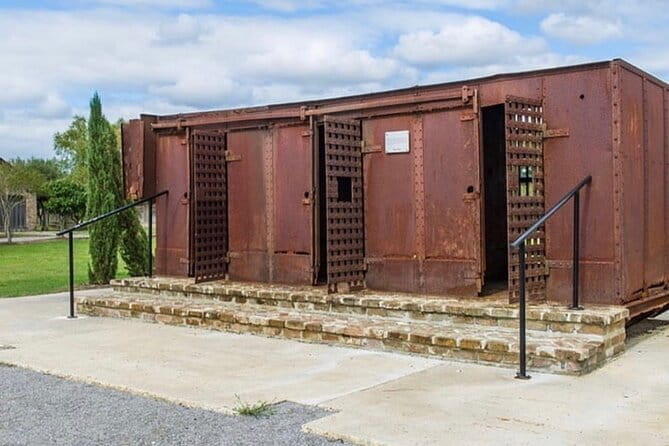 Whitney Plantation Tour with Transportation from New Orleans - FAQ