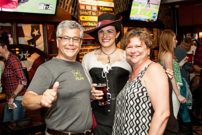Haunted Boston Booze and Boos Ghost Walking Tour - The Guides and the Atmosphere
