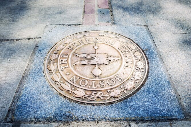 Boston: Freedom Trail History Small Group Walking Tour - Key Points