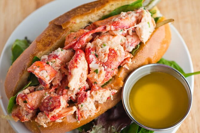 Boston Seafood Lovers Food & History Walking Tour - What Makes This Tour Special