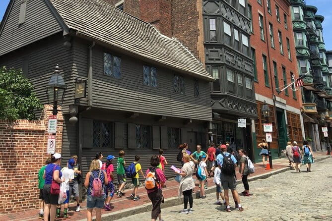 Boston Seafood Lovers Food & History Walking Tour - Frequently Asked Questions
