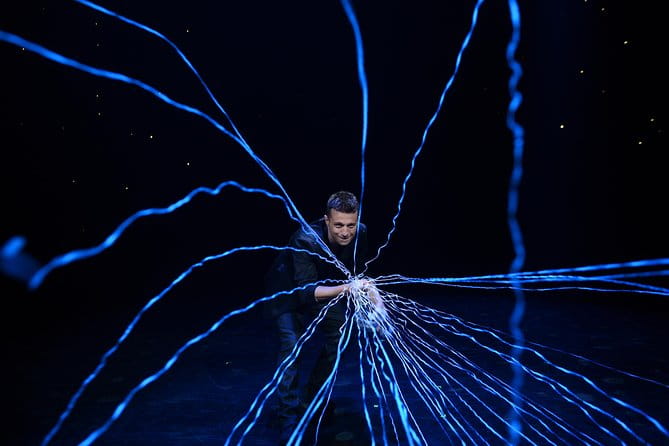 Mat Franco Magic Reinvented Nightly at the LINQ Hotel and Casino - Authentic Experiences and Real Reviews