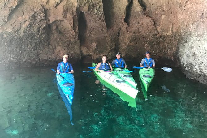 Self-Drive Emerald Cave Kayak Tour - What Makes This Kayak Tour Stand Out?