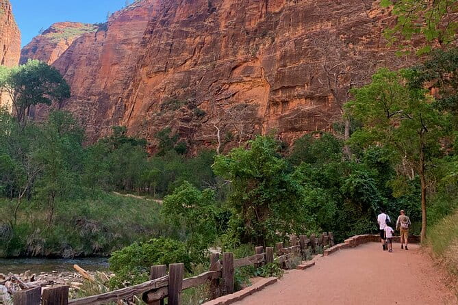 Zion National Park Small Group Tour from Las Vegas - Final Thoughts: Who Will Benefit Most?