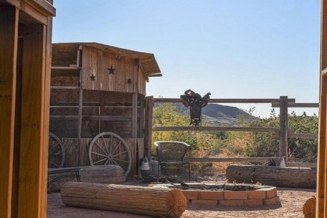 Wild West Sunset Horseback Ride with Dinner from Las Vegas - Who Should Consider This Tour?