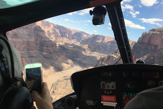 Grand Canyon Helicopter Tour and River Raft or Emerald Cave Kayak - Reviews from Participants