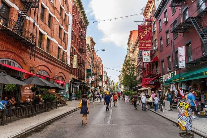 True Crime NYC: Mafia Walk w/Ret. NYPD Detective & Local Food - The Guide: A Treasure Trove of Stories