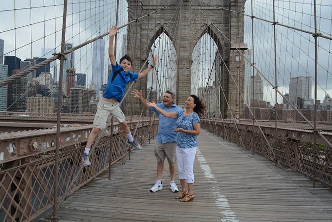 NYC Professional Photoshoot and Walking Tour with Private Guide - The Real Value: What Travelers Say
