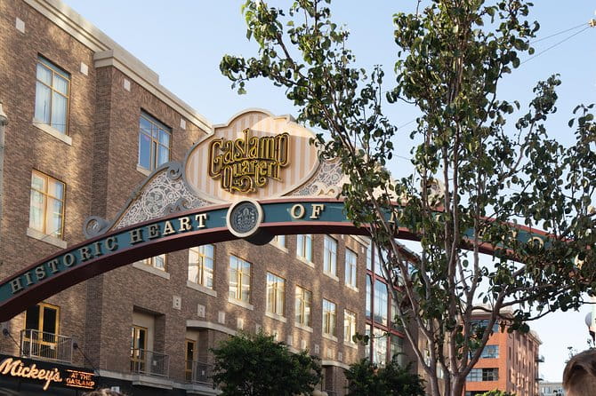 Gaslamp Quarter Food and Drink Tour: Brothels, Bites & Booze - A Closer Look at the Gaslamp Quarter Food and Drink Tour