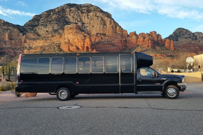 Arizona Winery All-Inclusive Tour with Lunch & Tastings - Transportation and Group Size