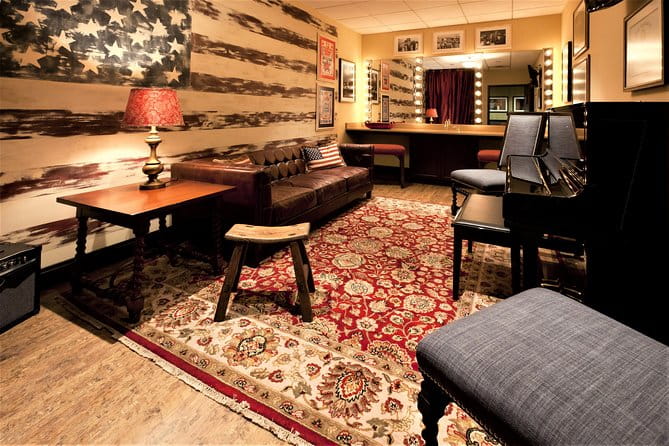 Grand Ole Opry House Guided Backstage Tour in Nashville - Additional Practical Insights