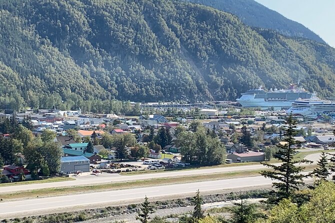 White Pass Deluxe Tour from Skagway - Transportation and Practical Details