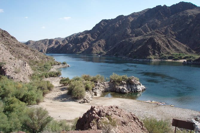 Emerald Cave Kayak Trip Near Las Vegas - An In-Depth Look at the Emerald Cave Kayak Adventure