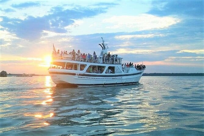 Hilton Head Sunset Dolphin Watching Cruise - Key Points