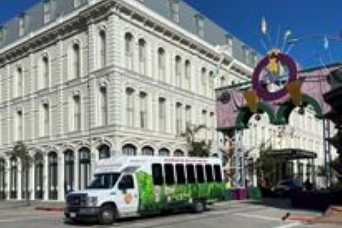 Historical Tour of Galveston by Air-Conditioned Bus - The Tour Itself: A Closer Look