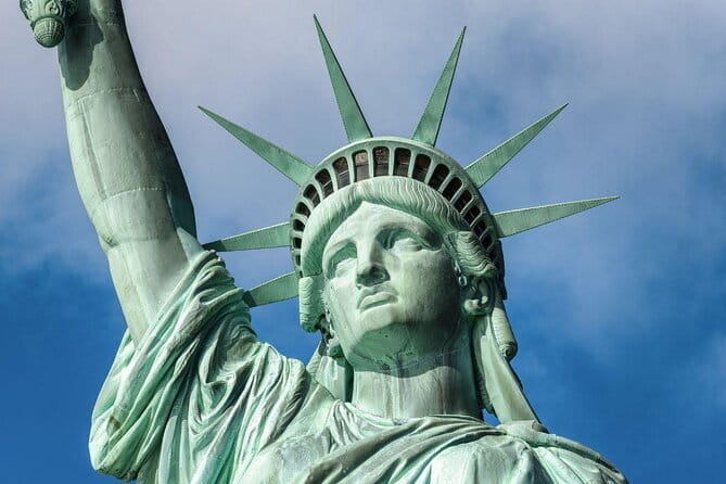 NYC Statue of Liberty Tall Ship Sail aboard Clipper City - Key Points