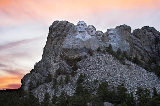 Premiere Private Black Hills Tour: Mt Rushmore, Crazy Horse & Custer State Park - Key Points