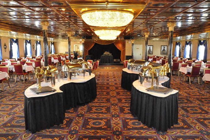 Savannah Riverboat Gospel Music Dinner Cruise - The Experience: What You Can Expect