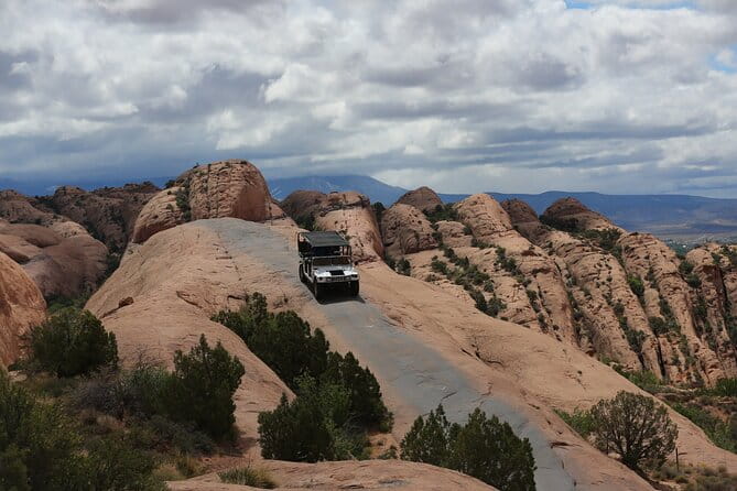 Sunset Hell's Revenge Hummer Adventure - Key Points