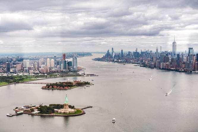 The Manhattan Helicopter Tour of New York - An Inside Look at the Tour Itinerary