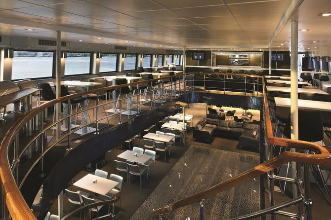 Boston Signature Dinner Cruise - The Experience’s Pros and Cons