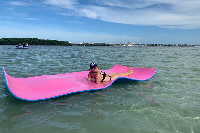Fun Boat Rental with Captain in Miami Beach - up to 6 people - FAQ