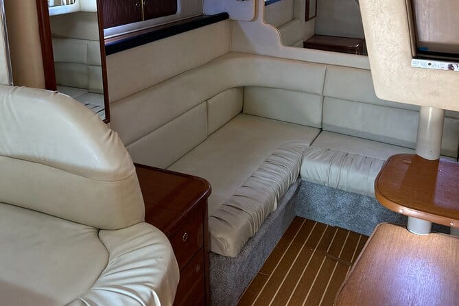 2 Hour Serenity and Scenic Yacht Tour with Champagne - Setting the Scene: What the Tour Offers